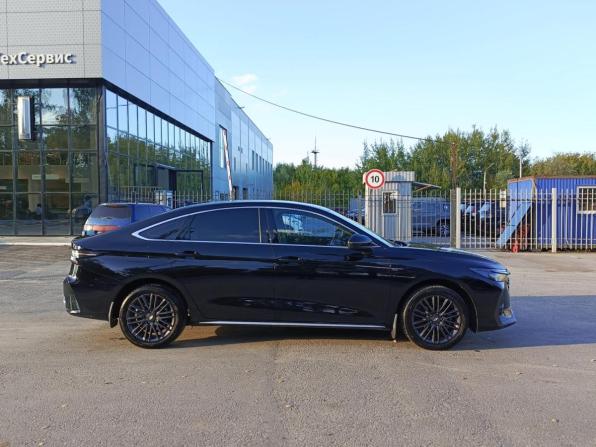 Chery Arrizo 8 с пробегом 2024 года, цена 2 060 000 рублей, 30353 км, седан, Автокод Объявления