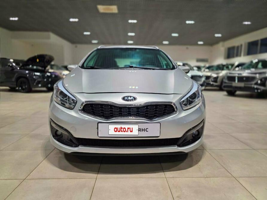 Kia Ceed II Рестайлинг Великий Новгород  - изображение 2