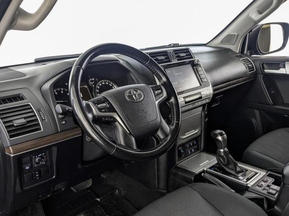 Toyota Land Cruiser Prado 150 Series Рестайлинг 2 с пробегом 2018 года, цена 4 556 500 рублей, 187476 км, внедорожник, Автокод Объявления