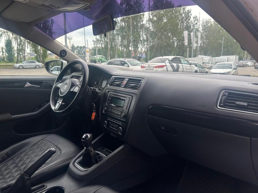 Volkswagen Jetta VI Ульяновск  - изображение 14