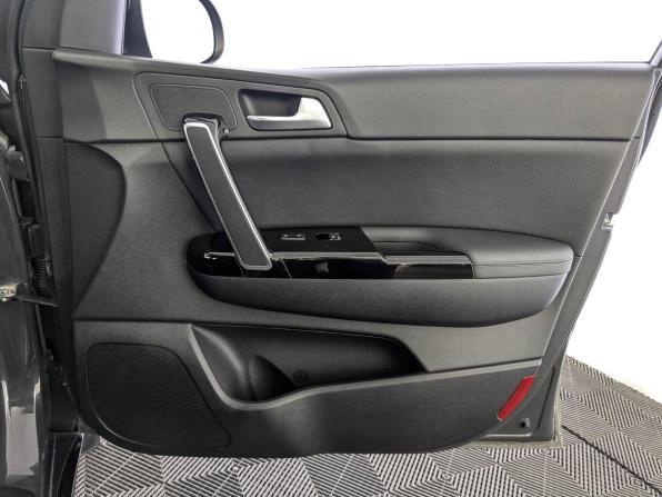 Kia Sportage IV Рестайлинг с пробегом 2021 года, цена 2 900 000 рублей, 73010 км, внедорожник, Автокод Объявления