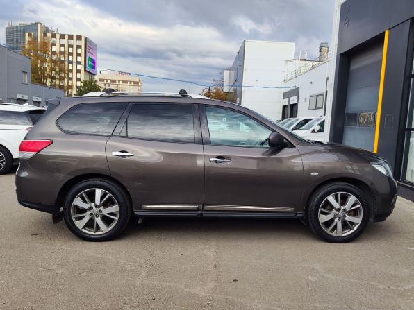 Nissan Pathfinder IV с пробегом 2015 года, цена 1 670 000 рублей, 188050 км, внедорожник, Автокод Объявления