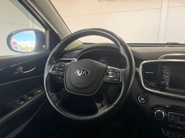 Kia Sorento III Prime Рестайлинг с пробегом 2018 года, цена 3 049 000 рублей, 94460 км, внедорожник, Автокод Объявления