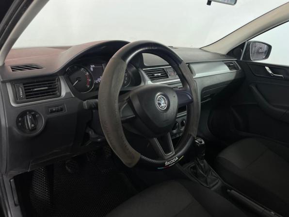 Skoda Rapid I с пробегом 2016 года, цена 820 000 рублей, 237222 км, лифтбек, Автокод Объявления