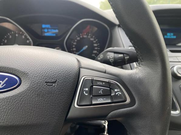 Ford Focus III Рестайлинг с пробегом 2018 года, цена 1 419 000 рублей, 38055 км, седан, Автокод Объявления