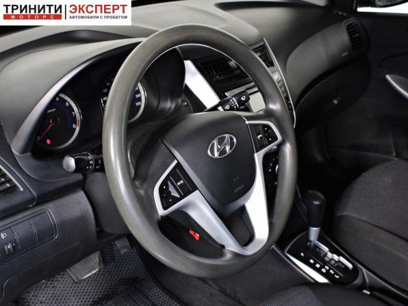 Hyundai Solaris I с пробегом 2012 года, цена 857 000 рублей, 207218 км, седан, Автокод Объявления
