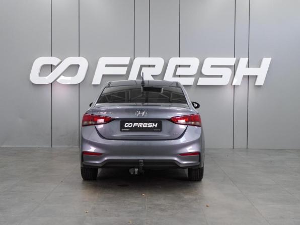 Hyundai Solaris II с пробегом 2018 года, цена 1 249 000 рублей, 137277 км, седан, Автокод Объявления