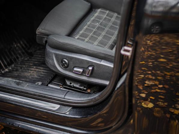 Audi A4 IV (B8) Рестайлинг с пробегом 2012 года, цена 1 250 000 рублей, 177132 км, седан, Автокод Объявления