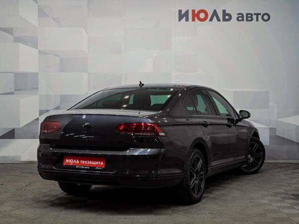 Volkswagen Passat B8 с пробегом 2019 года, цена 1 990 000 рублей, 160907 км, седан, Автокод Объявления