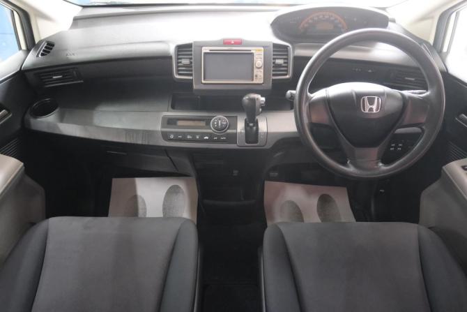 Honda Freed I с пробегом 2009 года, цена 1 169 000 рублей, 127000 км, компактвэн, Автокод Объявления