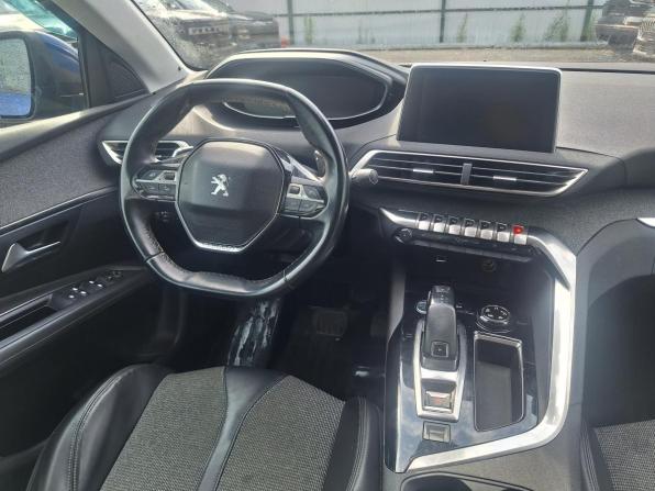 Peugeot 3008 II с пробегом 2017 года, цена 1 399 000 рублей, 172239 км, внедорожник, Автокод Объявления