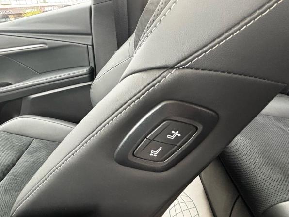 Toyota Camry IX (XV80) China Market с пробегом 2026 года, цена 4 160 000 рублей, 15 км, седан, Автокод Объявления