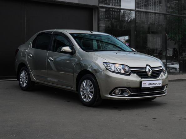 Renault Logan II с пробегом 2015 года, цена 800 000 рублей, 34600 км, седан, Автокод Объявления