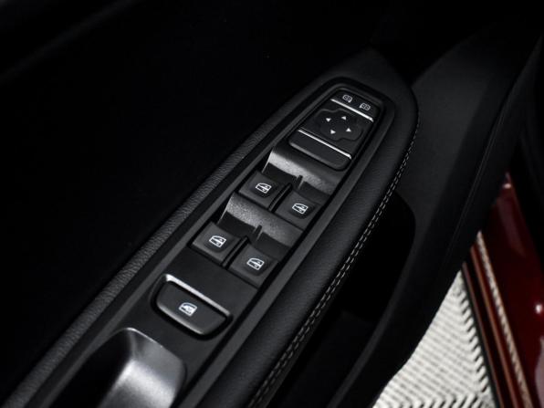 Renault Arkana I с пробегом 2021 года, цена 1 770 000 рублей, 83964 км, внедорожник, Автокод Объявления