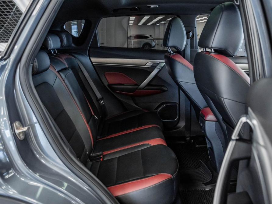 Geely Coolray I Самара  - изображение 21