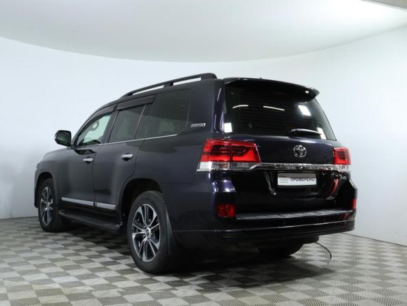 Toyota Land Cruiser 200 Series Рестайлинг 2 с пробегом 2019 года, цена 9 900 000 рублей, 48474 км, внедорожник, Автокод Объявления