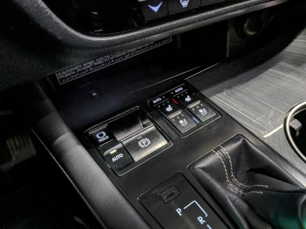 Lexus RX IV с пробегом 2018 года, цена 4 055 000 рублей, 110852 км, внедорожник, Автокод Объявления