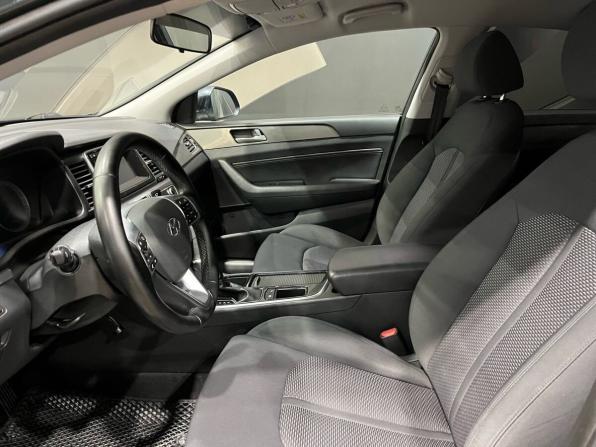 Hyundai Sonata VII (LF) Рестайлинг с пробегом 2018 года, цена 1 640 000 рублей, 134954 км, седан, Автокод Объявления