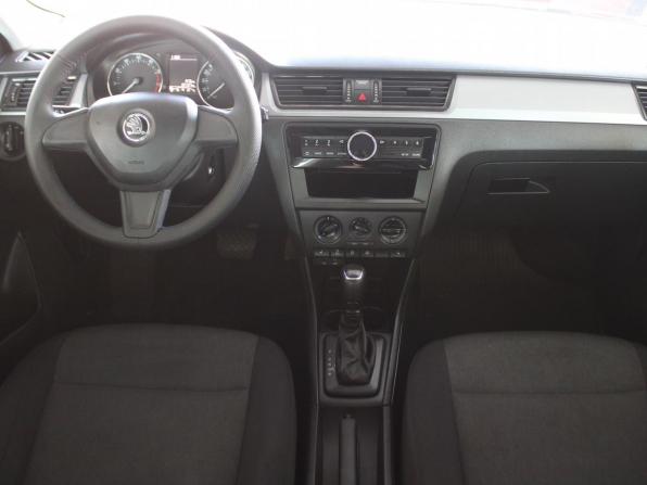 Skoda Rapid I с пробегом 2016 года, цена 1 079 000 рублей, 137126 км, лифтбек, Автокод Объявления