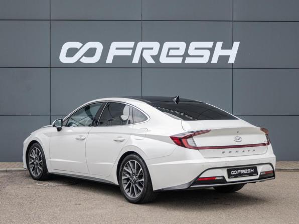 Hyundai Sonata VIII (DN8) с пробегом 2021 года, цена 2 560 000 рублей, 123900 км, седан, Автокод Объявления
