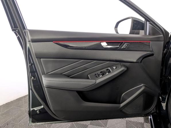Dongfeng Shine Max с пробегом 2024 года, цена 1 705 000 рублей, 15600 км, седан, Автокод Объявления