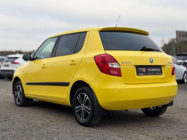 Skoda Fabia II Рестайлинг с пробегом 2013 года, цена 495 000 рублей, 161965 км, хэтчбек, Автокод Объявления