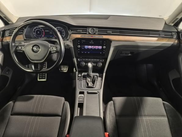 Volkswagen Passat B8 с пробегом 2018 года, цена 2 949 900 рублей, 113992 км, универсал, Автокод Объявления
