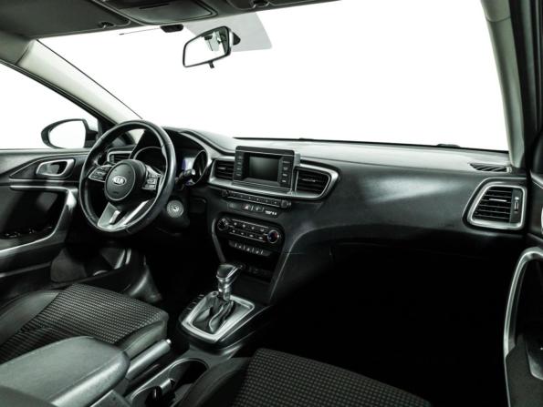 Kia Ceed III с пробегом 2018 года, цена 1 599 700 рублей, 107624 км, хэтчбек, Автокод Объявления