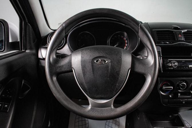 Lada (ВАЗ) Granta I Рестайлинг с пробегом 2022 года, цена 619 000 рублей, 176500 км, седан, Автокод Объявления