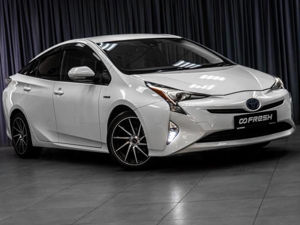 Toyota Prius IV (XW50) с пробегом 2016 года, цена 1 755 000 рублей, 184729 км, лифтбек, Автокод Объявления
