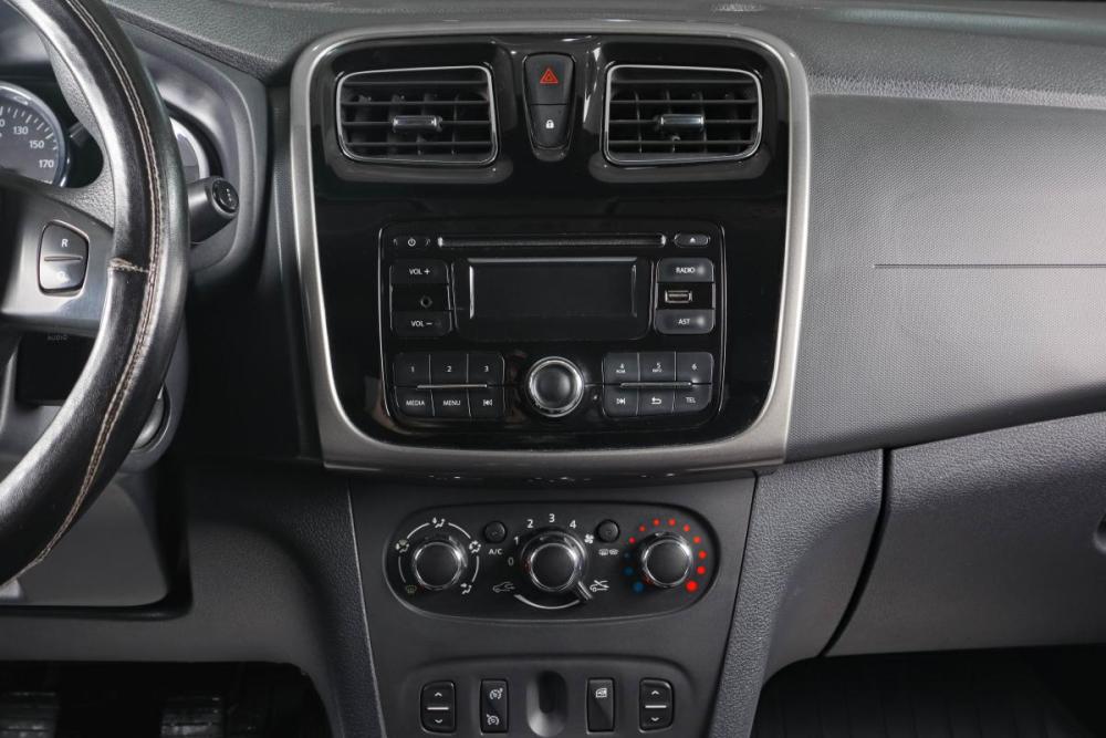 Renault Logan II Тюмень  - изображение 17