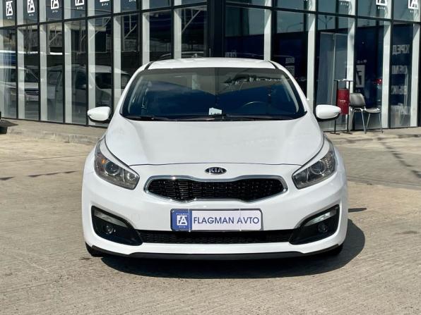 Kia Ceed II Рестайлинг с пробегом 2015 года, цена 1 150 000 рублей, 132000 км, хэтчбек, Автокод Объявления