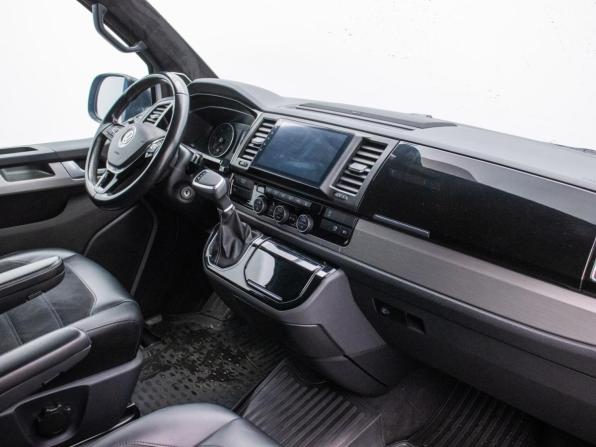 Volkswagen Multivan T6 с пробегом 2018 года, цена 4 700 000 рублей, 116000 км, минивэн, Автокод Объявления