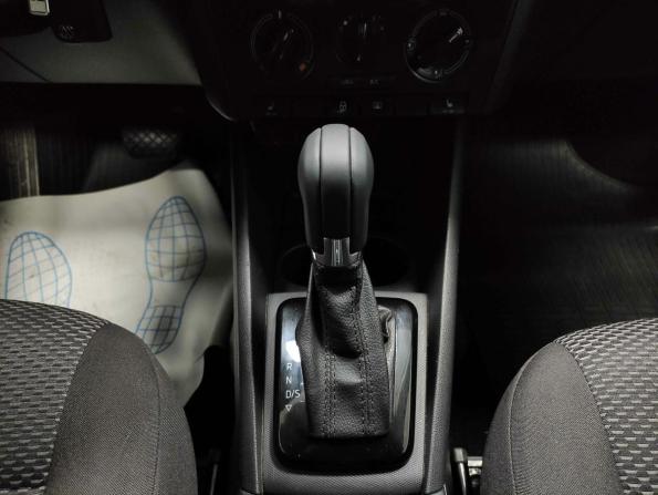 Volkswagen Polo VI с пробегом 2020 года, цена 1 099 000 рублей, 76124 км, лифтбек, Автокод Объявления