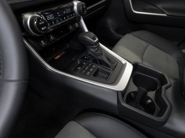 Toyota RAV4 V (XA50) с пробегом 2025 года, цена 4 200 000 рублей, 50 км, внедорожник, Автокод Объявления