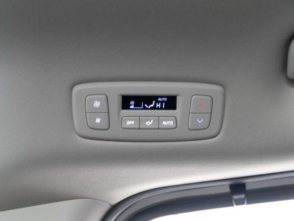 Kia Carnival IV Рестайлинг с пробегом 2025 года, цена 6 745 055 рублей, 10714 км, минивэн, Автокод Объявления