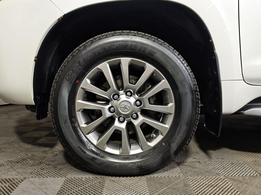 Toyota Land Cruiser Prado 150 Series Рестайлинг 2 Москва  - изображение 9