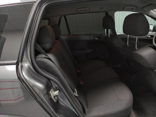 Opel Astra H Рестайлинг с пробегом 2012 года, цена 667 000 рублей, 172564 км, универсал, Автокод Объявления