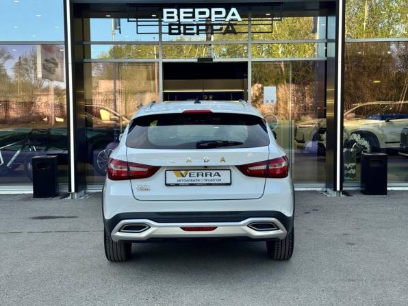 Lada (ВАЗ) Vesta I Рестайлинг (NG) с пробегом 2024 года, цена 1 390 000 рублей, 27247 км, универсал, Автокод Объявления