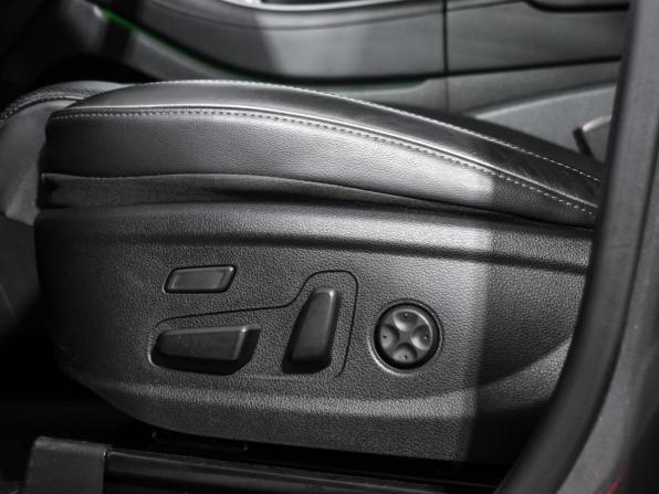 Hyundai Santa Fe IV Рестайлинг с пробегом 2021 года, цена 3 549 000 рублей, 121418 км, внедорожник, Автокод Объявления