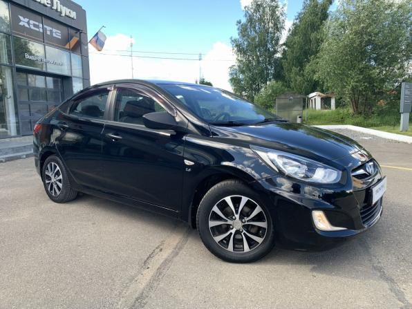 Hyundai Solaris I с пробегом 2013 года, цена 830 000 рублей, 152610 км, седан, Автокод Объявления