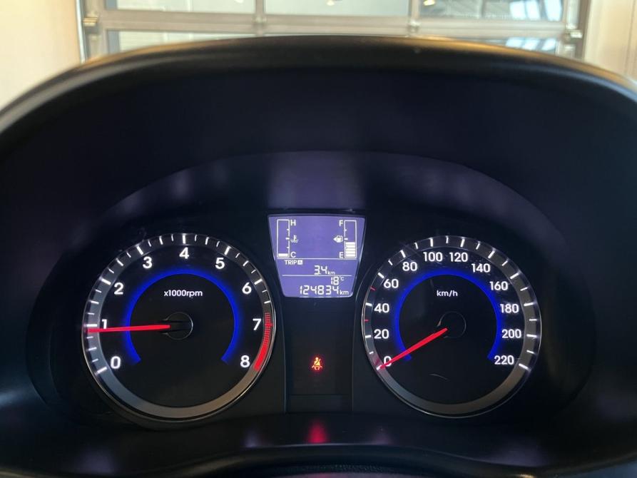 Hyundai Solaris I Рестайлинг Чебоксары  - изображение 11