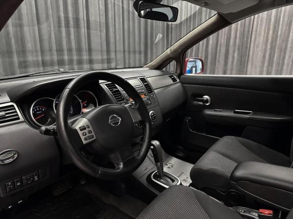 Nissan Tiida I Рестайлинг с пробегом 2011 года, цена 780 000 рублей, 193000 км, хэтчбек, Автокод Объявления