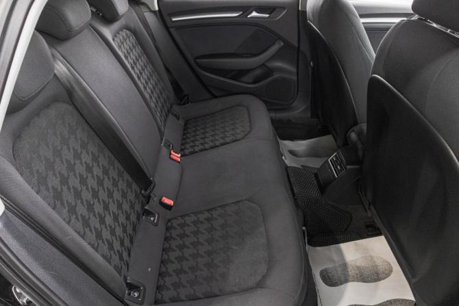 Audi A3 III (8V) с пробегом 2014 года, цена 1 299 000 рублей, 195000 км, седан, Автокод Объявления