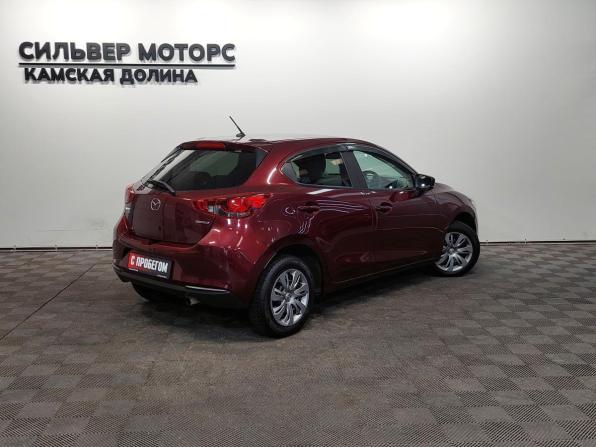 Mazda 2 III (DJ) Рестайлинг с пробегом 2020 года, цена 1 365 000 рублей, 130000 км, хэтчбек, Автокод Объявления