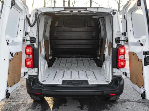 Peugeot Expert III с пробегом 2021 года, цена 2 200 000 рублей, 137302 км, минивэн, Автокод Объявления