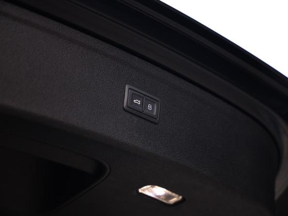 Audi Q5 II (FY) с пробегом 2020 года, цена 3 789 777 рублей, 65404 км, внедорожник, Автокод Объявления