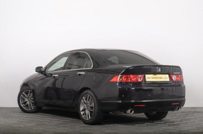 Honda Accord VII Рестайлинг с пробегом 2006 года, цена 1 139 000 рублей, 284000 км, седан, Автокод Объявления