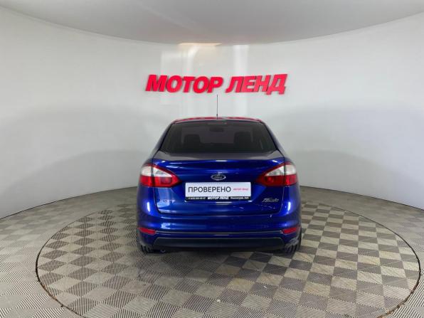 Ford Fiesta Mk6 Рестайлинг с пробегом 2015 года, цена 700 000 рублей, 220900 км, седан, Автокод Объявления