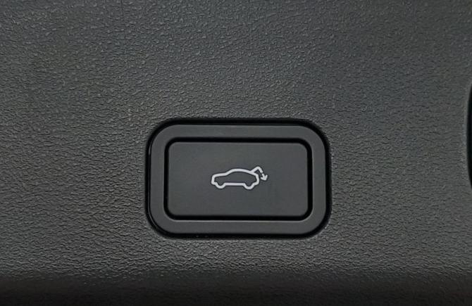 Geely Atlas II с пробегом 2024 года, цена 2 930 000 рублей, 26327 км, внедорожник, Автокод Объявления